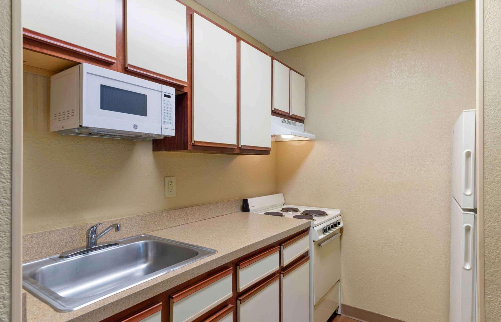 Extended Stay America Select Suites - Atlanta - Kennesaw Chastain Rd Екстериор снимка
