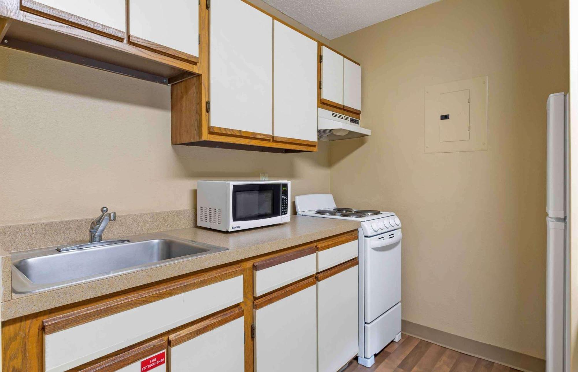 Extended Stay America Select Suites - Atlanta - Kennesaw Chastain Rd Екстериор снимка