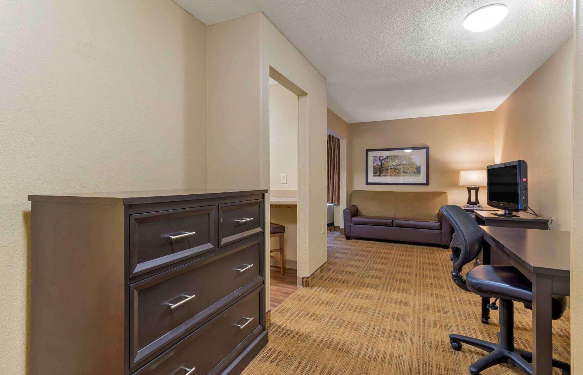 Extended Stay America Select Suites - Atlanta - Kennesaw Chastain Rd Екстериор снимка