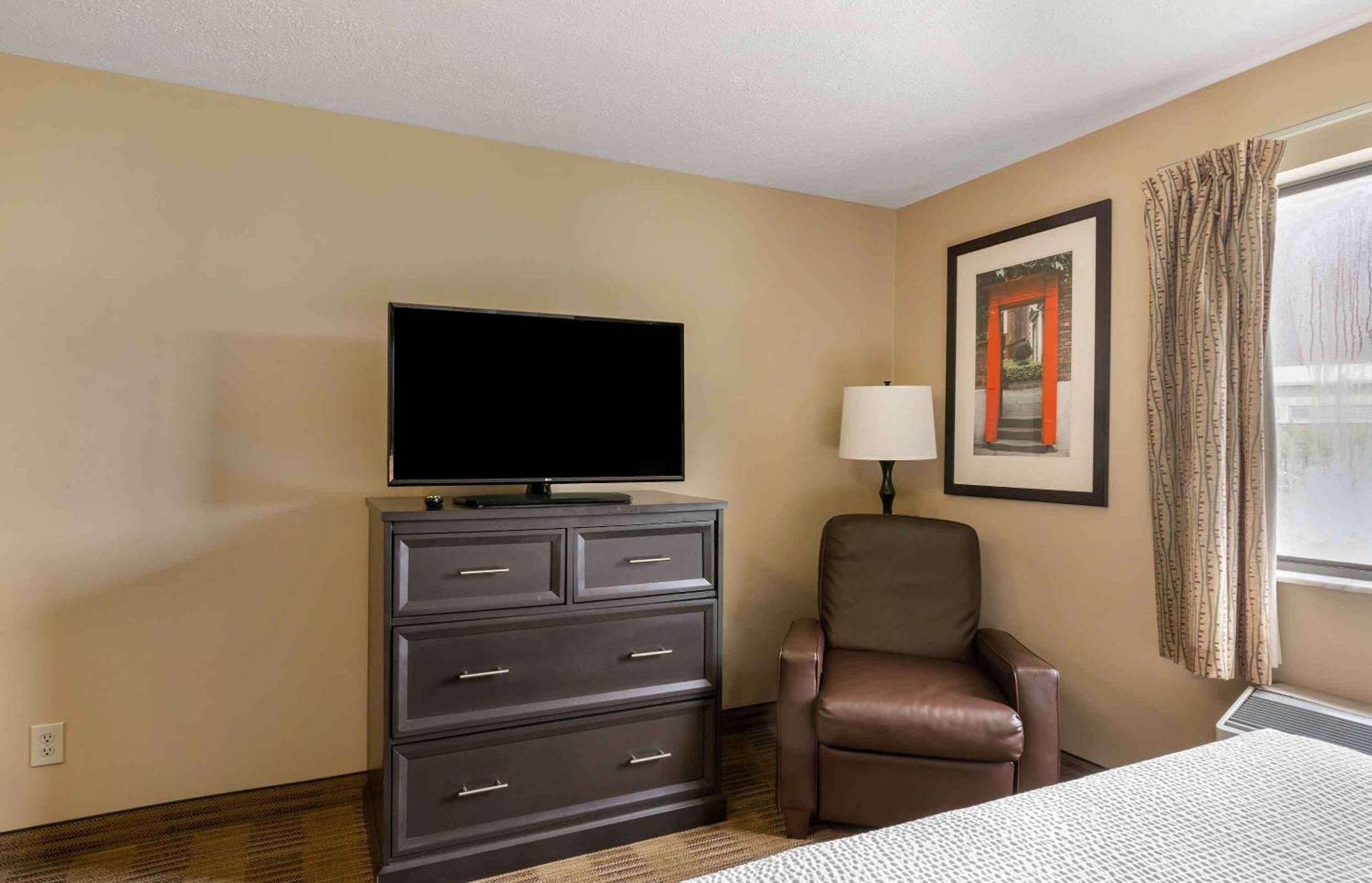 Extended Stay America Select Suites - Atlanta - Kennesaw Chastain Rd Екстериор снимка
