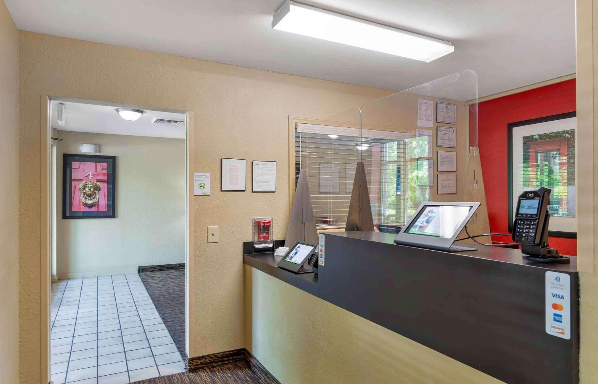 Extended Stay America Select Suites - Atlanta - Kennesaw Chastain Rd Екстериор снимка